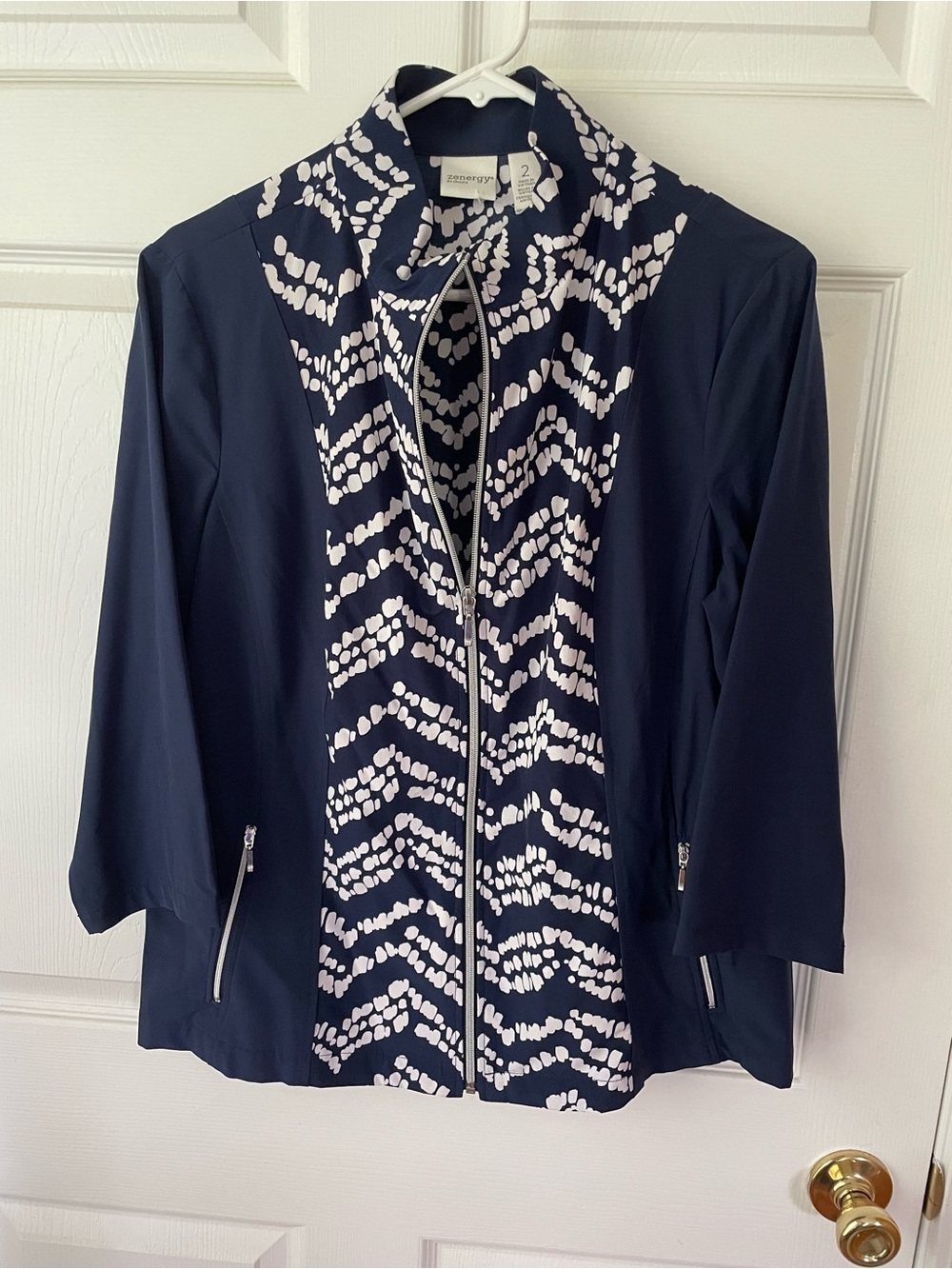 Zenergy by Chico’s Size 2 (L / 12–14) Navy Print Zip Jacket Silver Zippers
